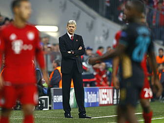Round-up: Arsenal blown away b...
